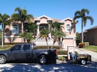 9369 Pebble Beach Ct E, Seminole, FL 33777