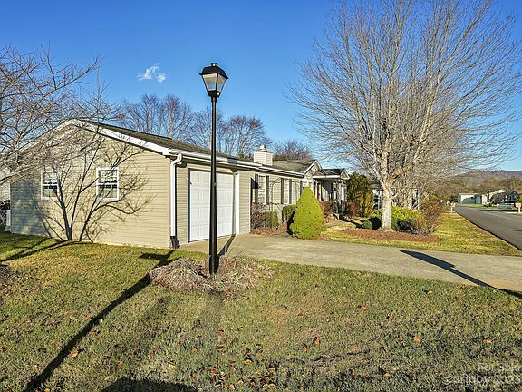 4th image of 429 Riverwind Dr