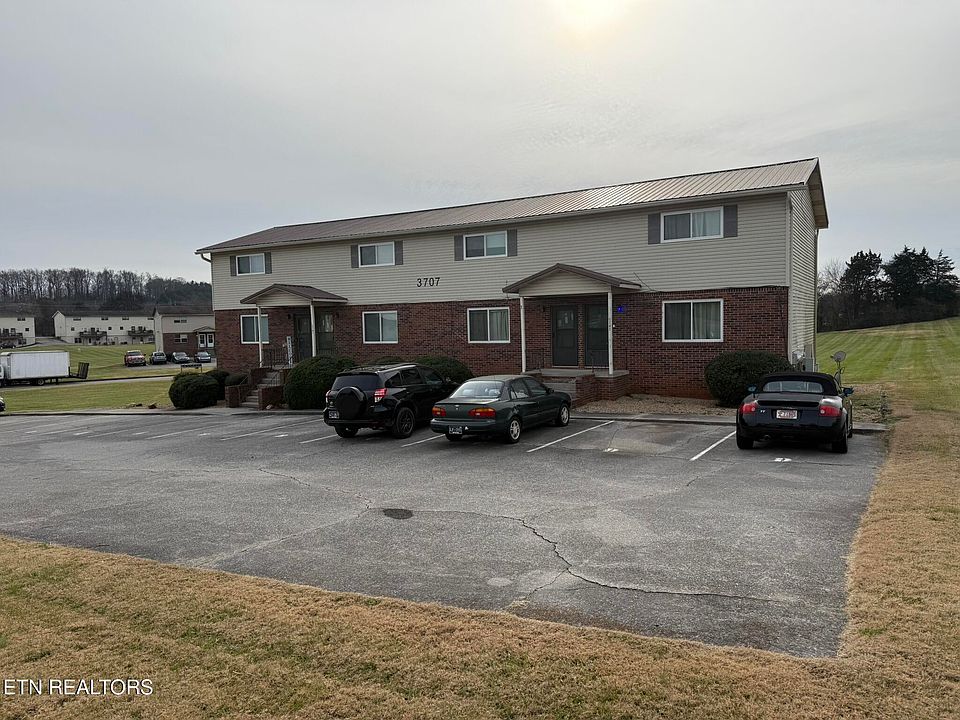 1st image of 3707 Moss Ln