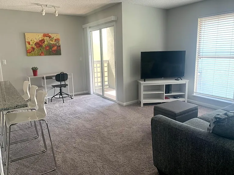 603 S Melville Ave #15 — Photo 5