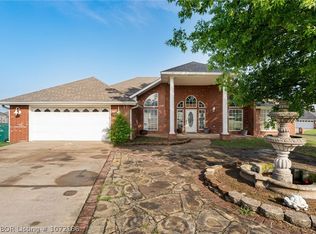 1701 Winterpark Dr, Sallisaw, OK 74955