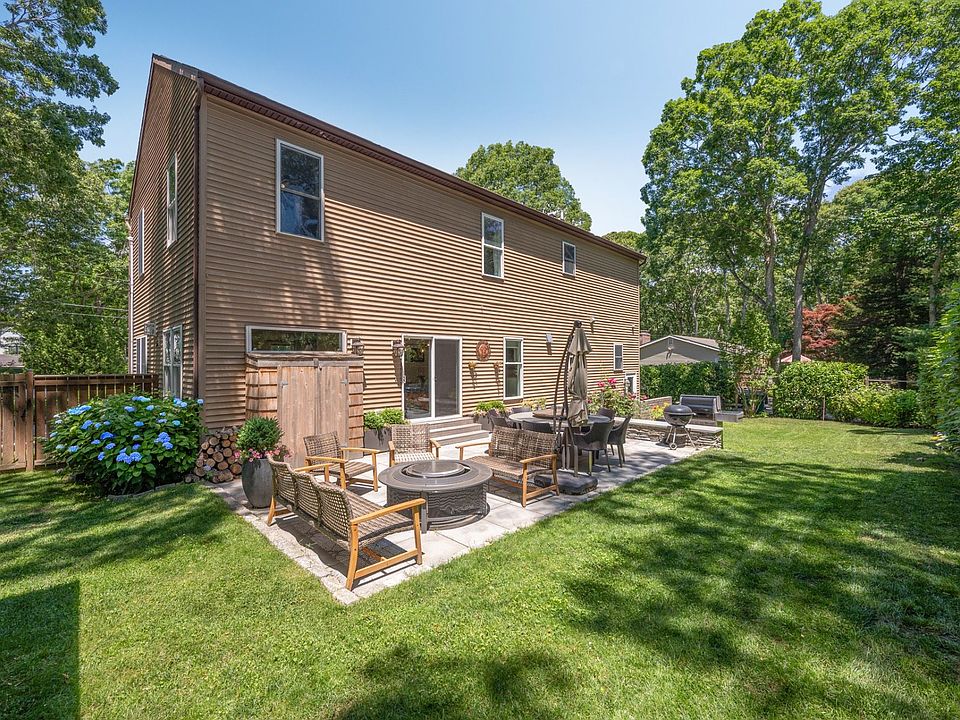 1st image of 30 Beach Ave