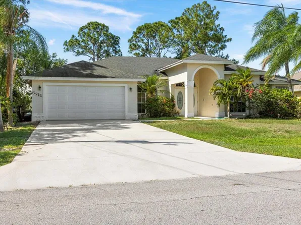 5711 NW Zenith Dr, Port Saint Lucie, FL 34986