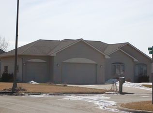 2701 10th Ave SW, Austin, MN 55912