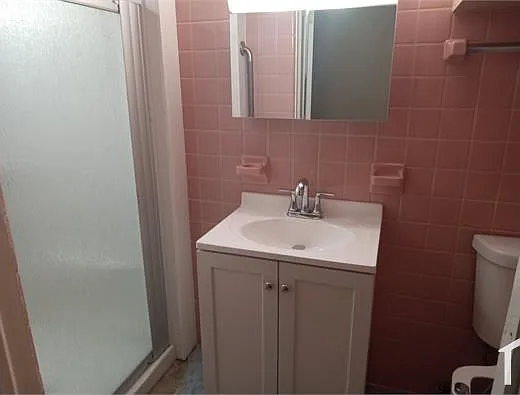 12710 N Saginaw St #MAIN — Photo 5