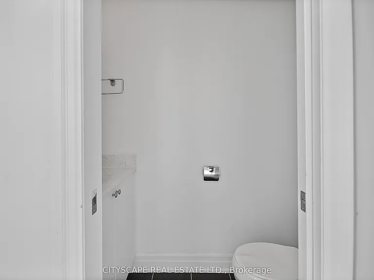 370 Wallace Ave #501 — Photo 21