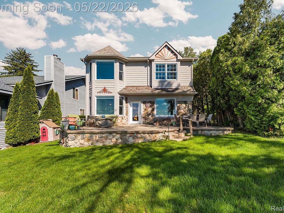 1st image of 9350 Silverside Dr