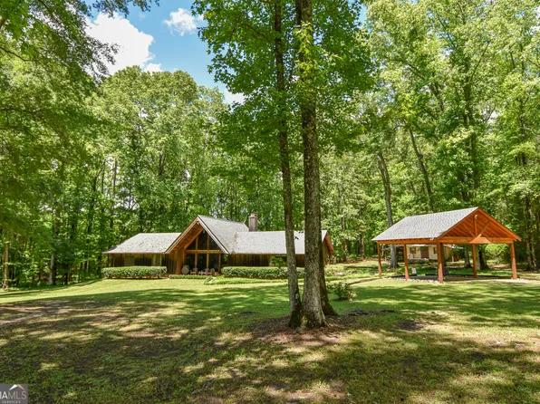135 Zachariah Rd, Molena, GA 30258