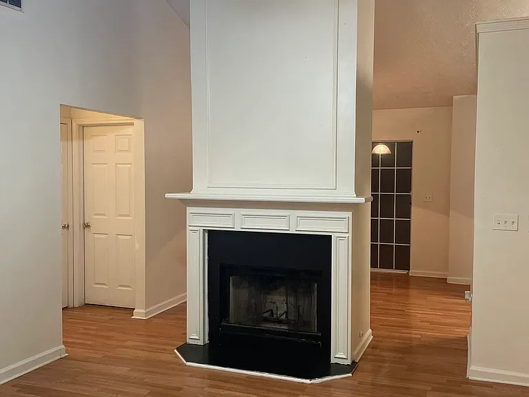 8140 Sterling Lakes Ct — Photo 7