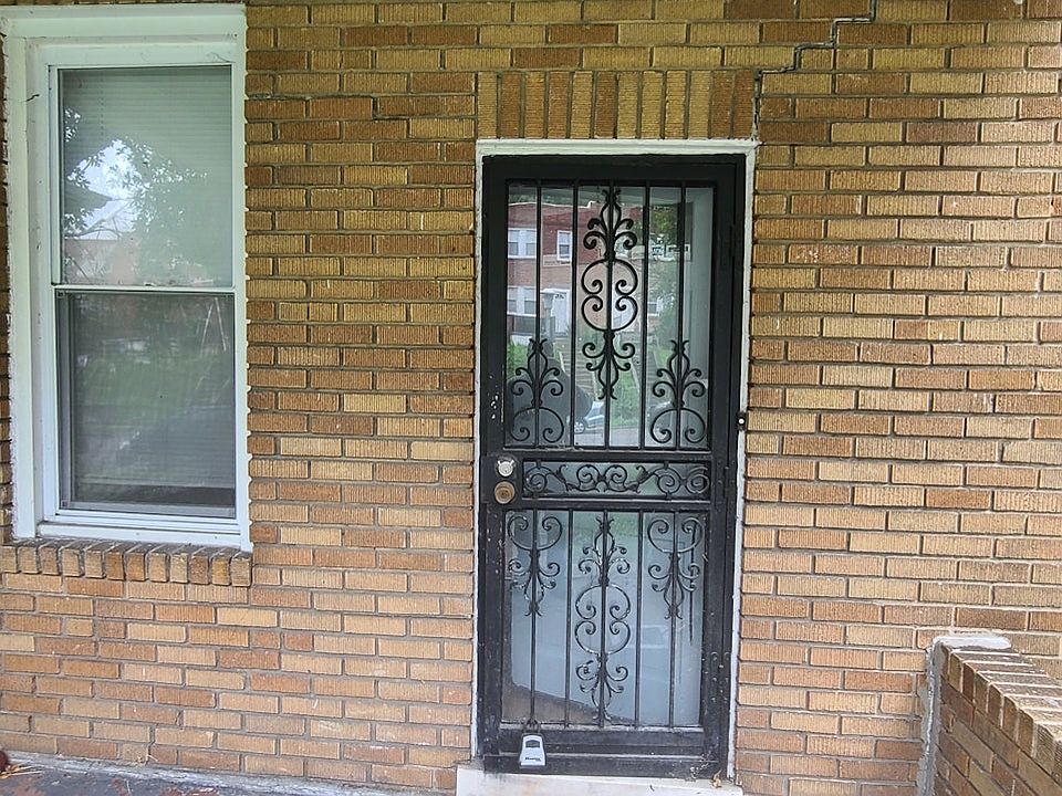 Front Door & Porch