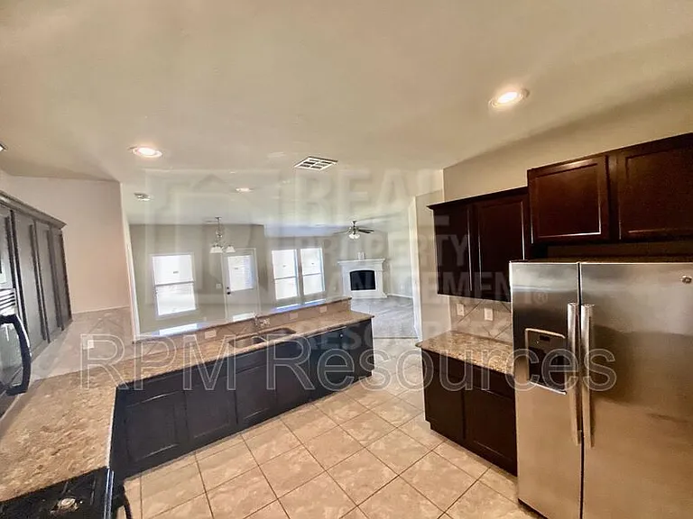 9501 Timberwind Ln — Photo 6