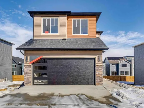 267 SE Marmot Grv NW, Calgary, AB T3R 2E9