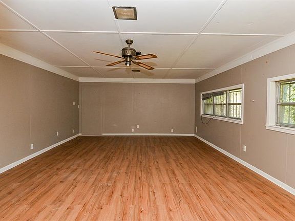 4th image of 5032 Madalyn Ln