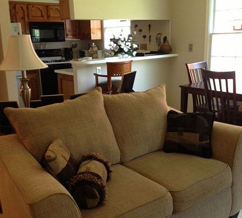 4th image of 553 Kristy Ct