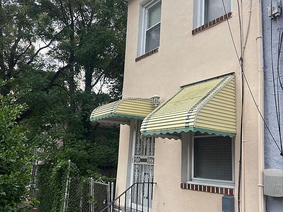 2nd image of 5842 Morton St