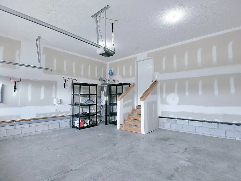 132 Tulip Grove Point — Photo 49