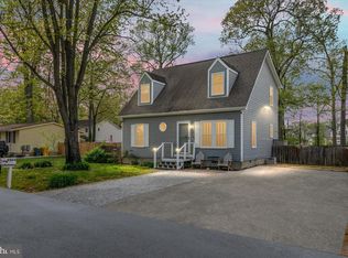 4904 Beech St, Shady Side, MD 20764