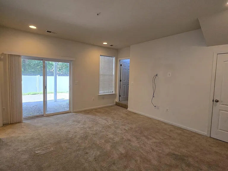 12298 Sandstone St — Photo 17