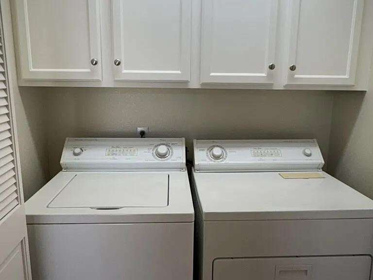 744 Walnut St #6 — Photo 14