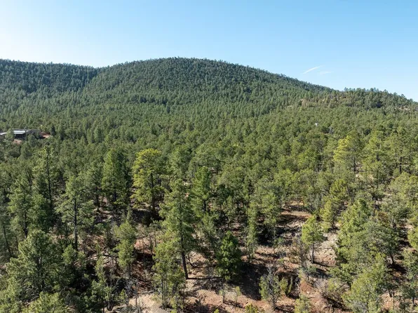 26 Hummingbird Ln, Glorieta, NM 87535