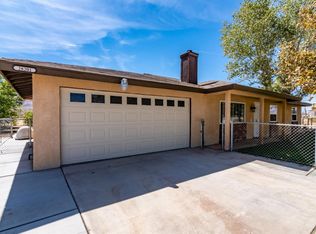 28201 Via Seco St, Apple Valley, CA 92308