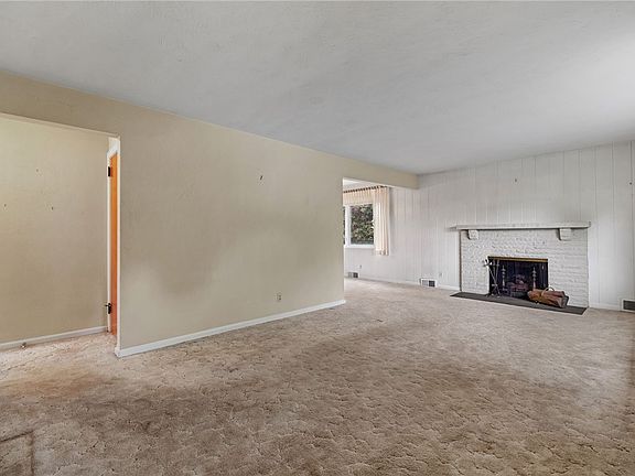 5th image of 409 Sylvania Dr