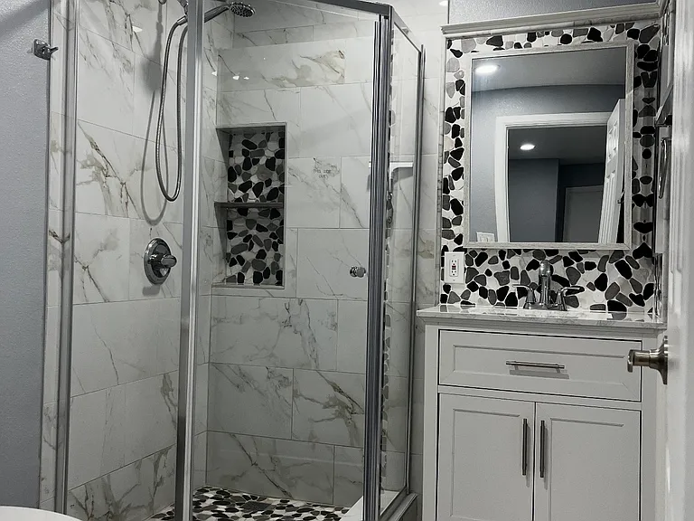 2241 Aspenwood Dr #1 — Photo 8