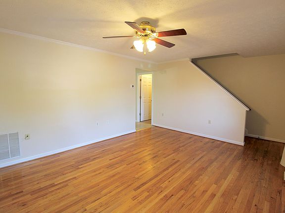 4th image of 2357 Breckenridge Ct