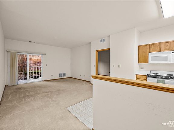 4th image of 801 N McLean Blvd APT 132