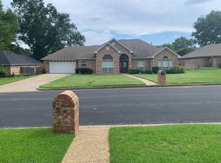 1224 Spring Branch Dr, Tyler, TX 75703