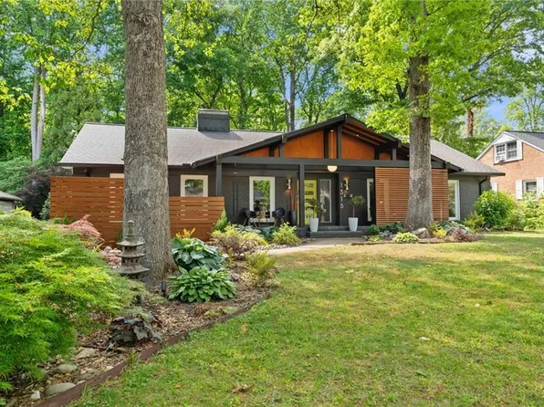 1315 McDowell Dr, Greensboro, NC 27408