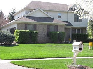 9171 Rolling Hill Rd, Holland, OH 43528