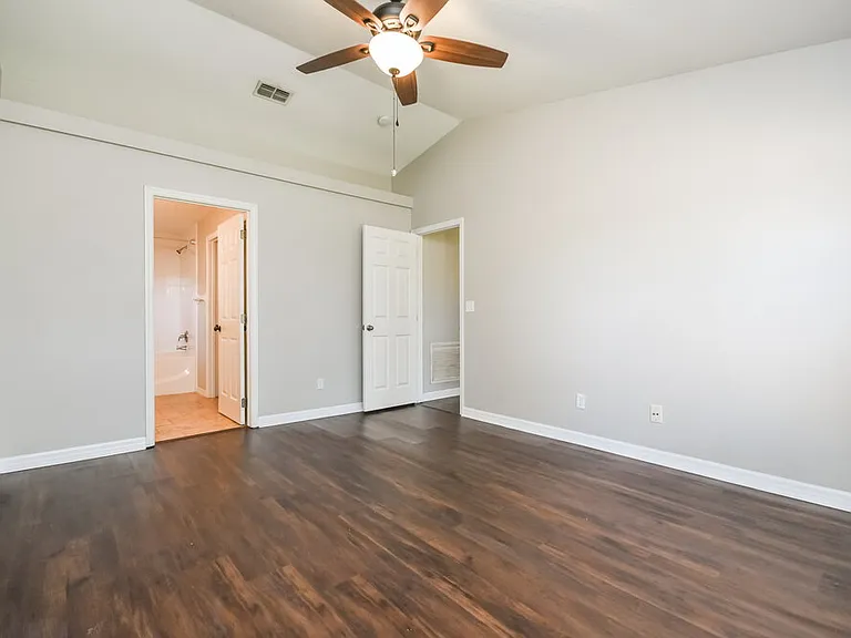 15443 Margaux Dr — Photo 11