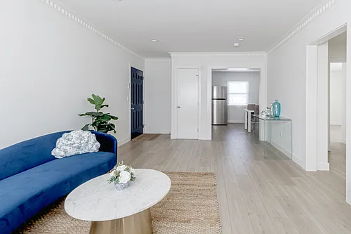 1604 S Bronson Ave #4 Photo 1