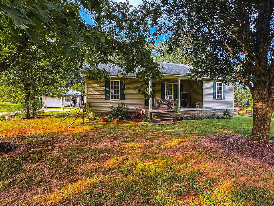 1st image of 93 Jamie Ln
