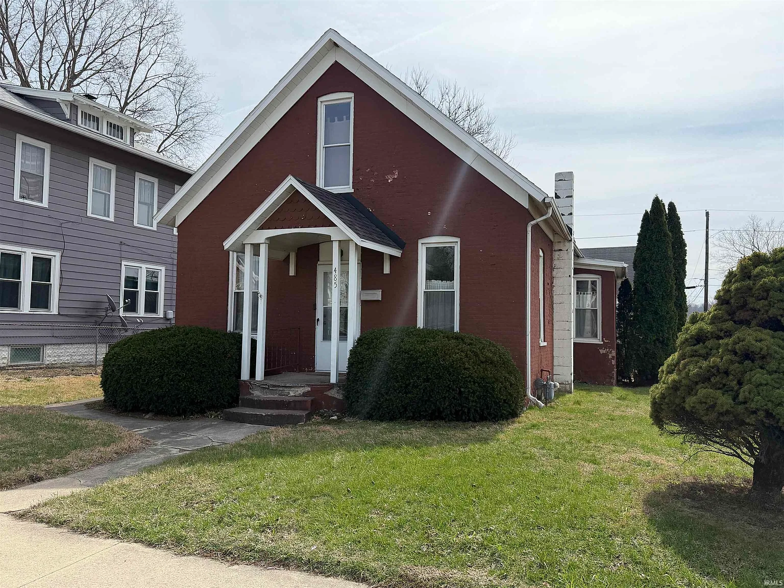 485 W Main St photo 1