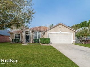 934 Hyannis Port Dr, Jacksonville, FL 32225