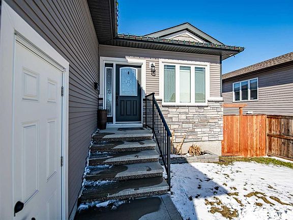 3rd image of 12 E Cyprus Rd