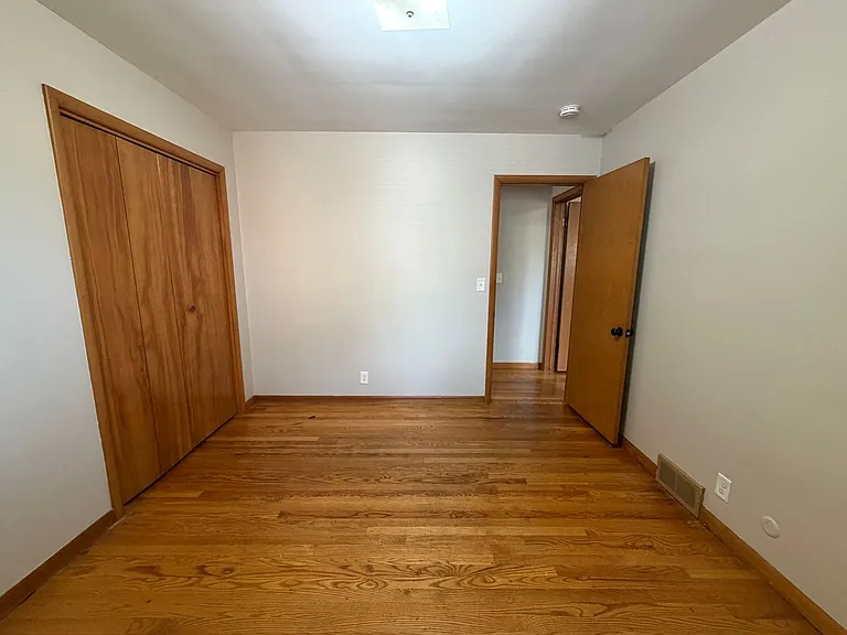 3454 Brooklyn Ave SE — Photo 7