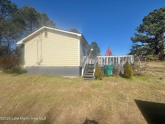 2nd image of 205 Reeder Rd