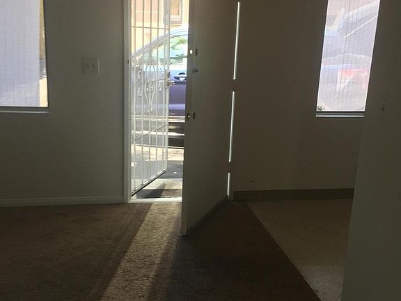 4th image of 72 S Parkwood Ave APT 1