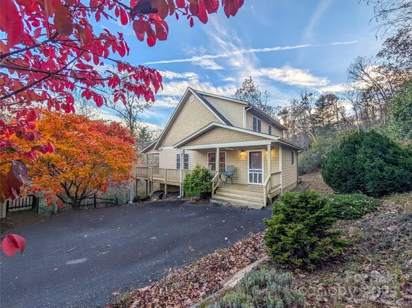 355 Rosewood Ln, Burnsville, NC 28714