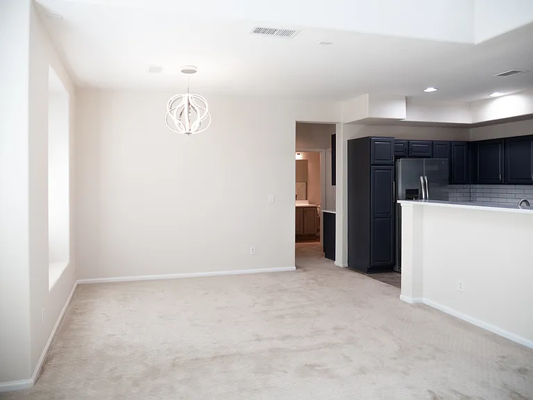 10527 Ashfield St #7D — Photo 7