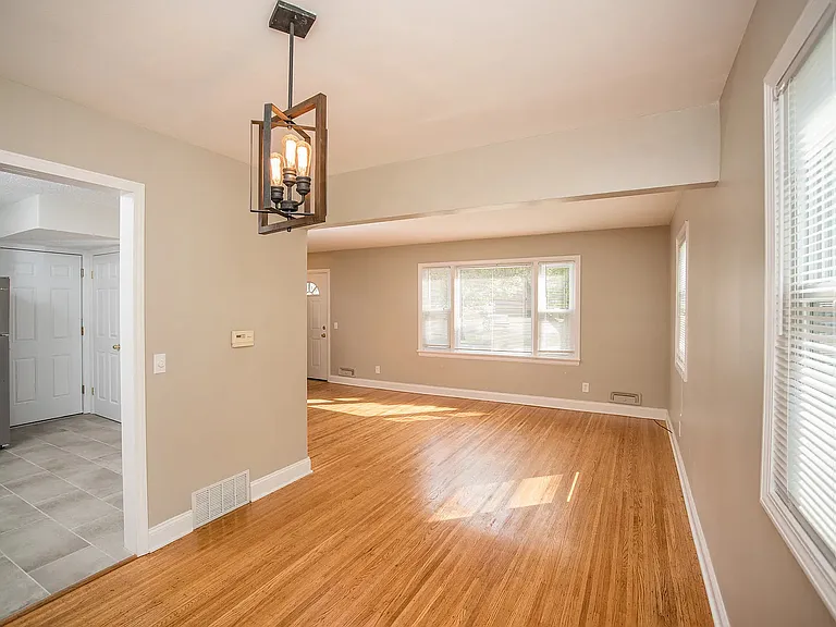 350 Humboldt St — Photo 6