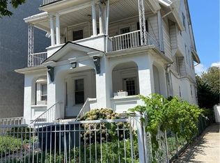 8712 Bay Pkwy, Brooklyn, NY 11214