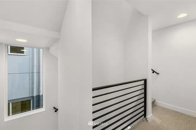 1424C 24th Ave — Photo 20