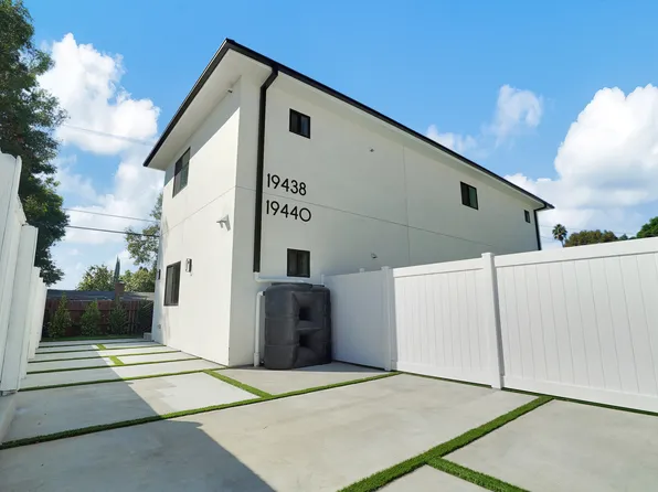 19442 Strathern St #19440, Reseda, CA 91335