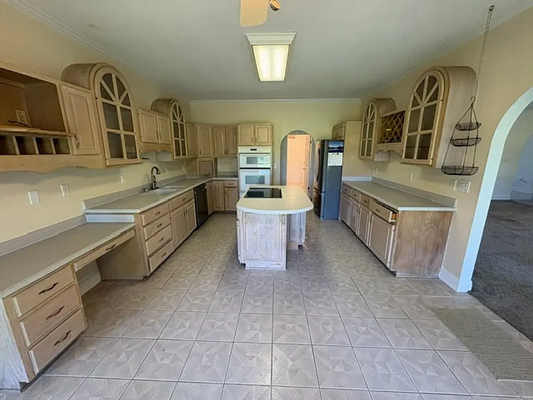 83 Lake Lorraine Cir — Photo 4