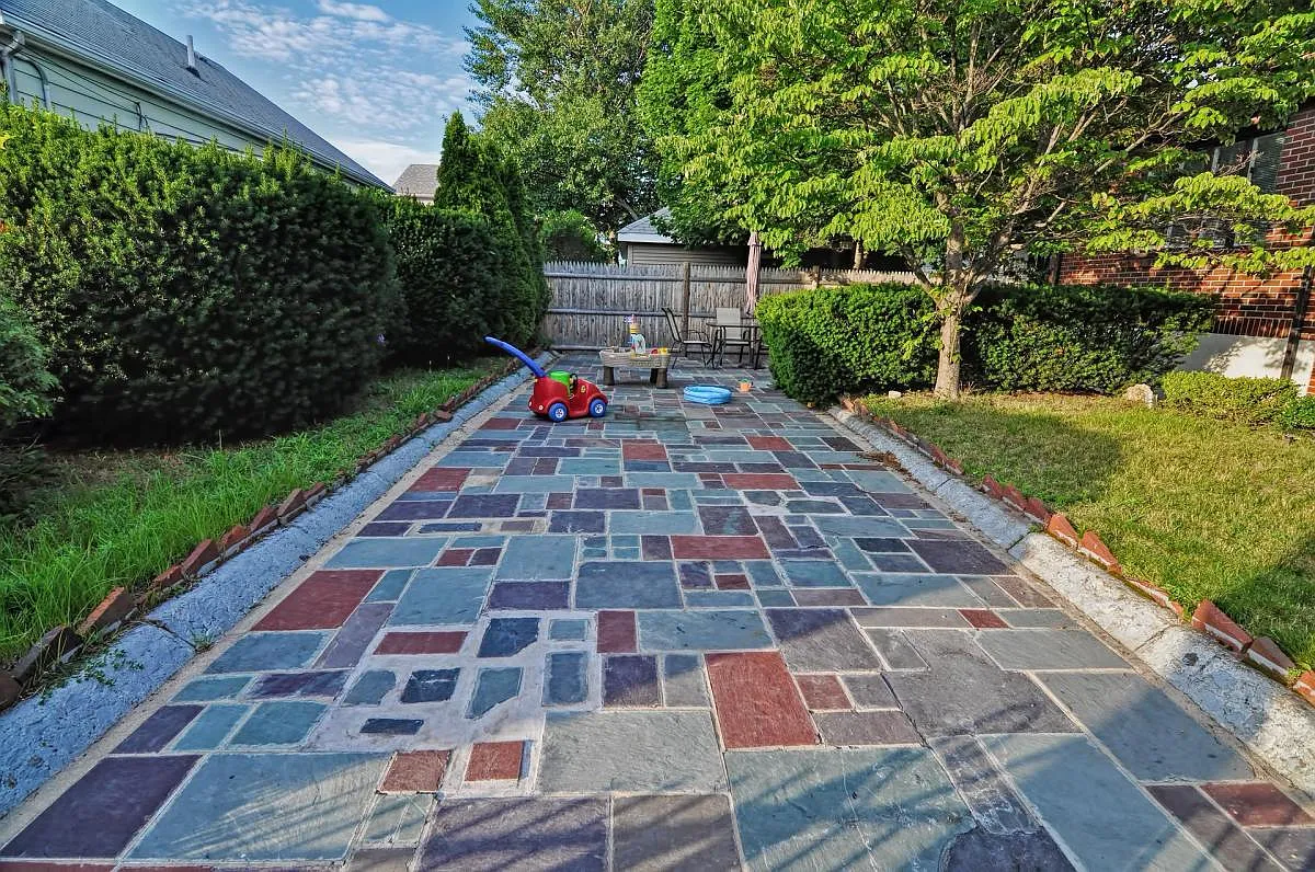 86 Fowler Avenue — Photo 4