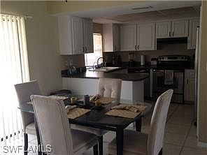 3rd image of 1152 SW 39th Ter